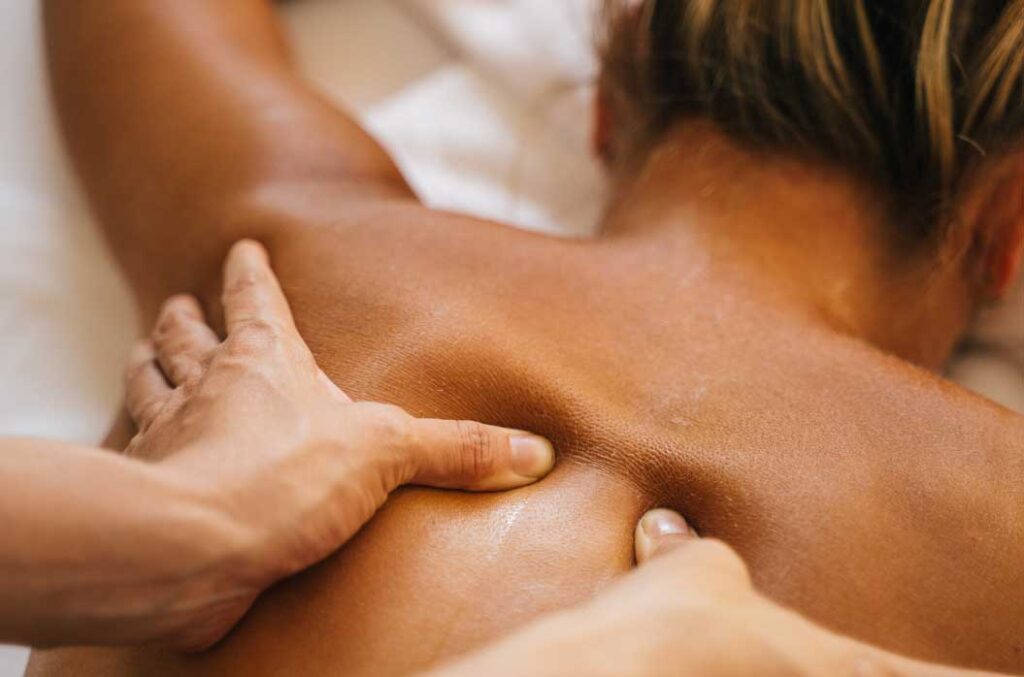 10 Amazing Benefits of Regular Massage 2 deep tissue massage